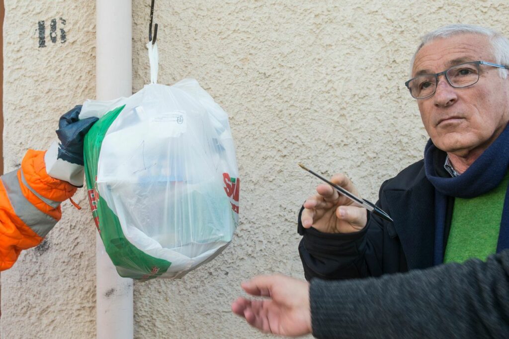 Castellammare-del-Golfo-controllo-rifiuti-abbandonati-irregolarmente-1